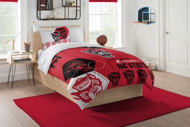 NC State OFFICIAL Collegiate "Hexagon" Twin Comforter & Sham Set